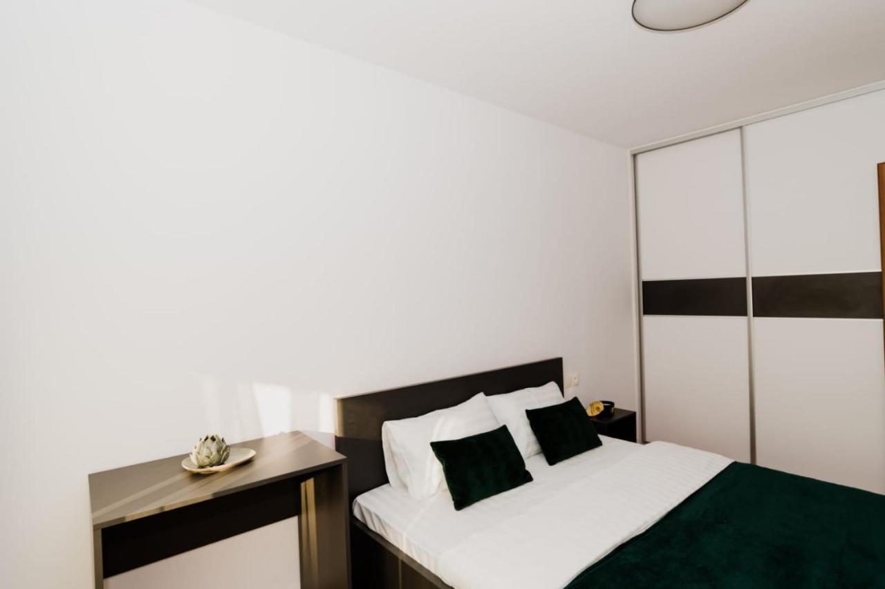 Homeland Apartments Viva Cluj Napoca Bagian luar foto